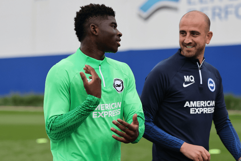 1.12亿欧元！曼联签约曝光！费迪兰德转发，12小时签约，冲击欧冠